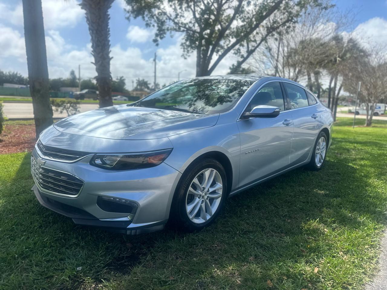 Chevrolet Malibu1Lt - View 1