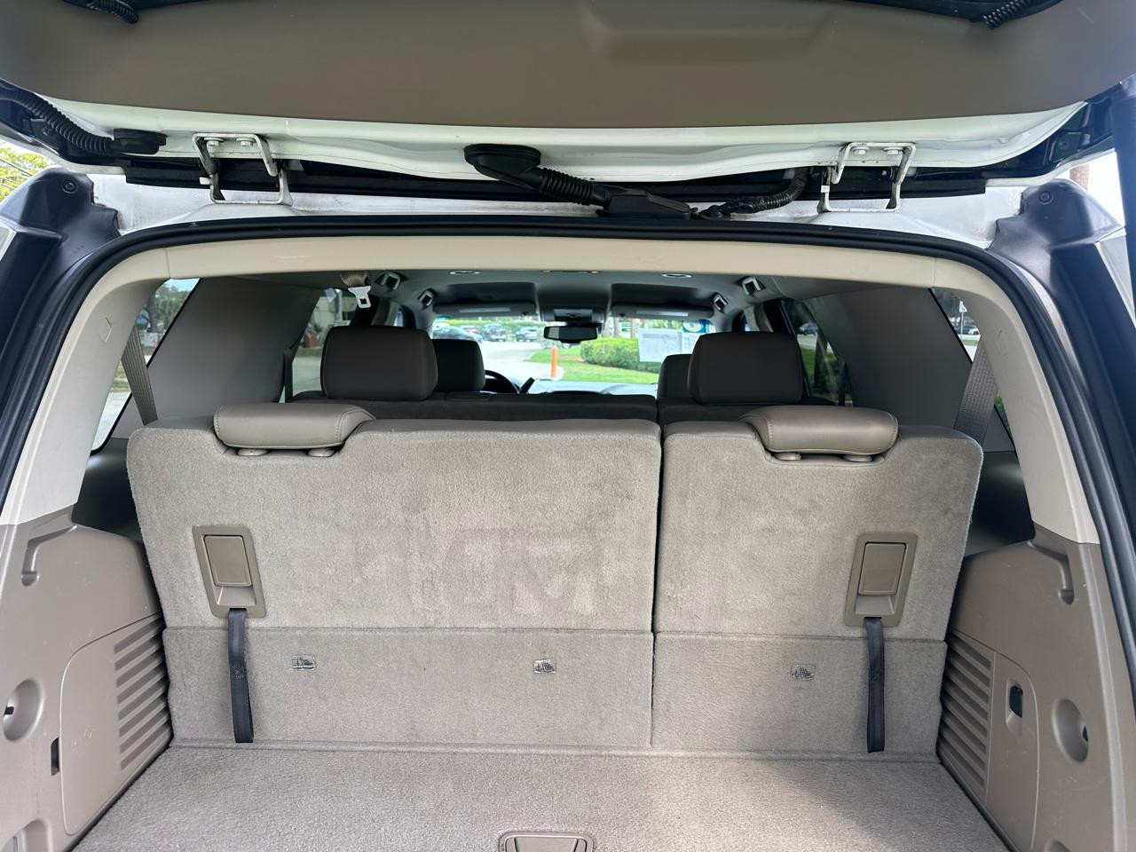 Chevrolet Tahoelt 2Wd - Thumbnail 9