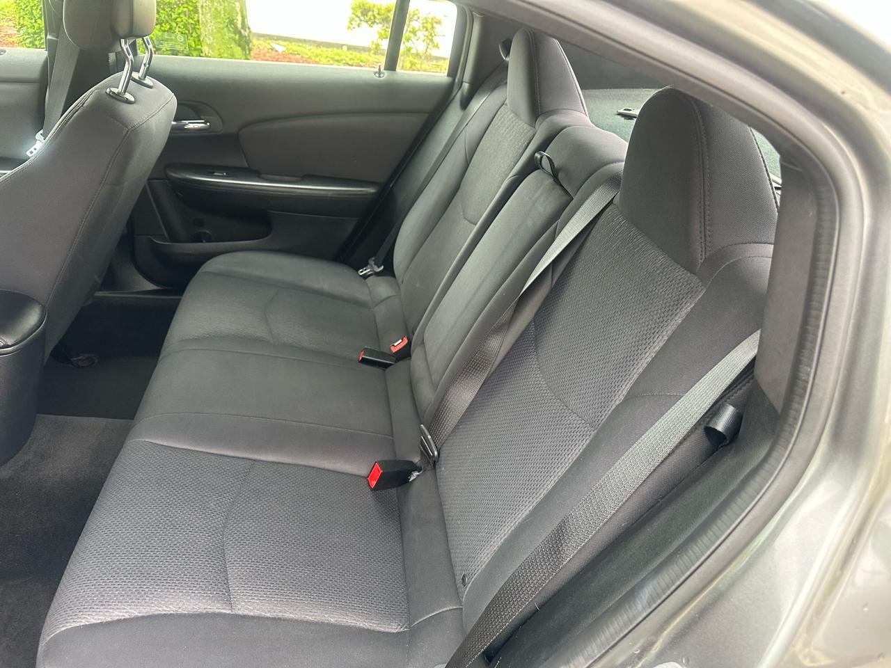 Chrysler 200Lx - Thumbnail 12