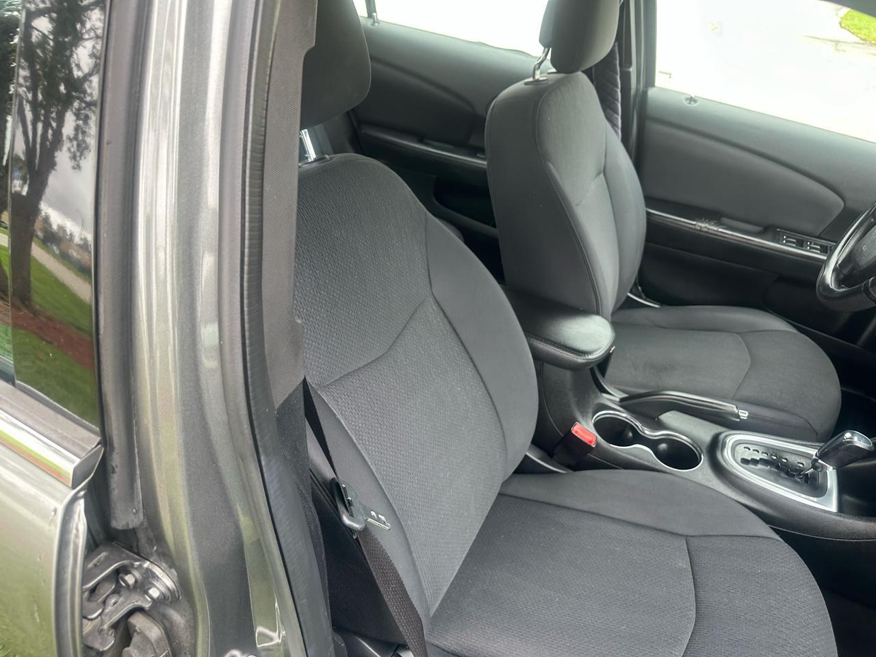 Chrysler 200Lx - Thumbnail 20