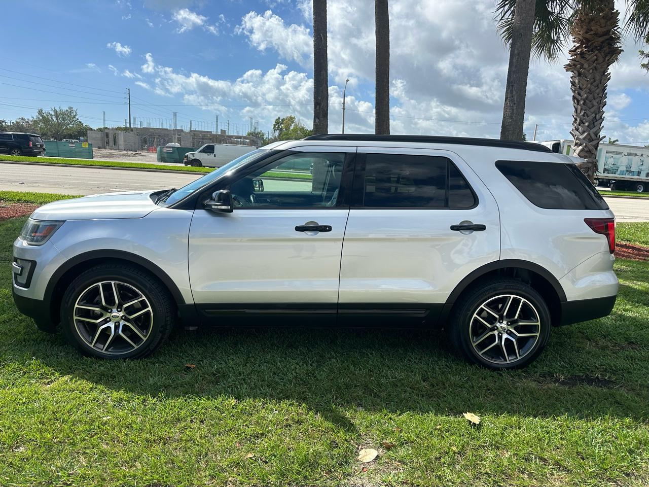 Ford Explorersport 4Wd - Thumbnail 10