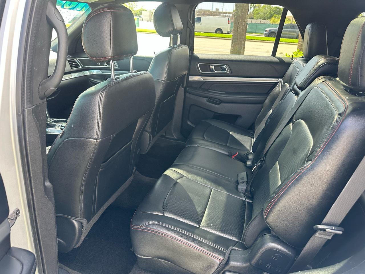 Ford Explorersport 4Wd - Thumbnail 11