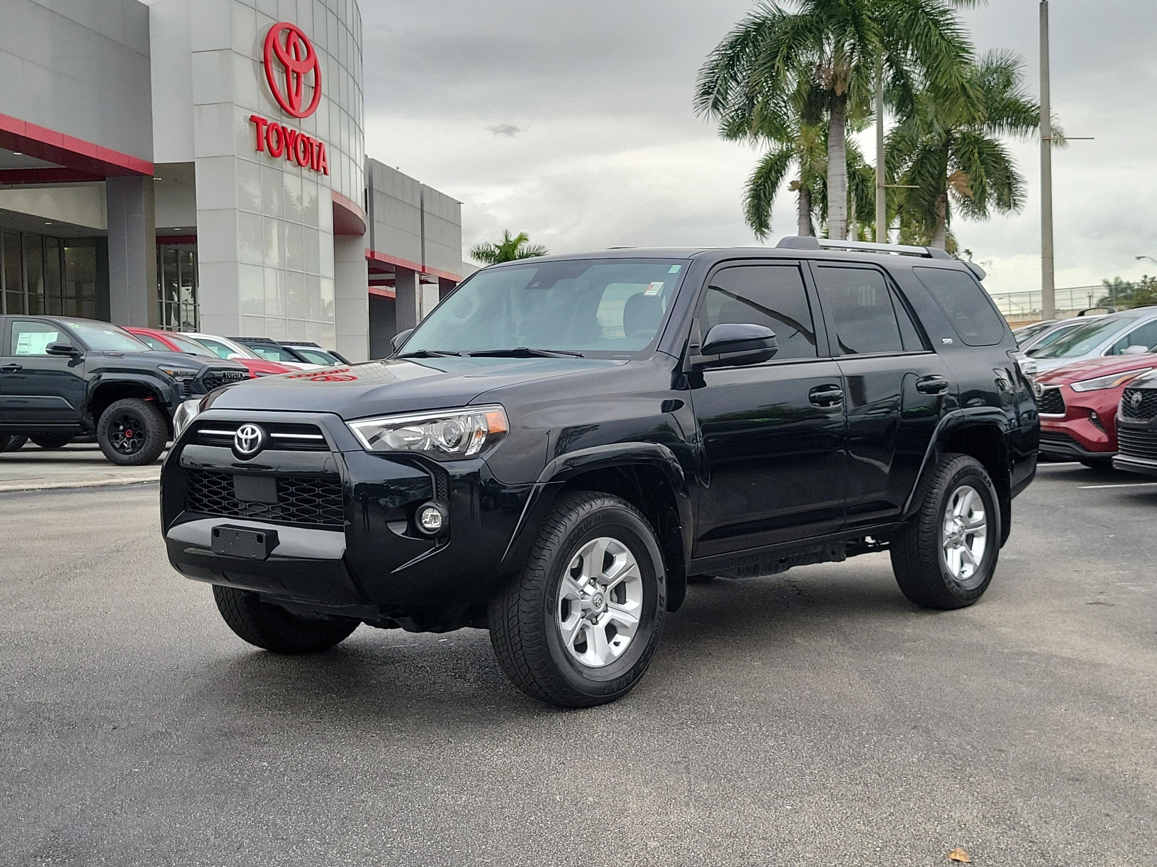 Toyota 4Runner Sr5 4Wd - Thumbnail 3