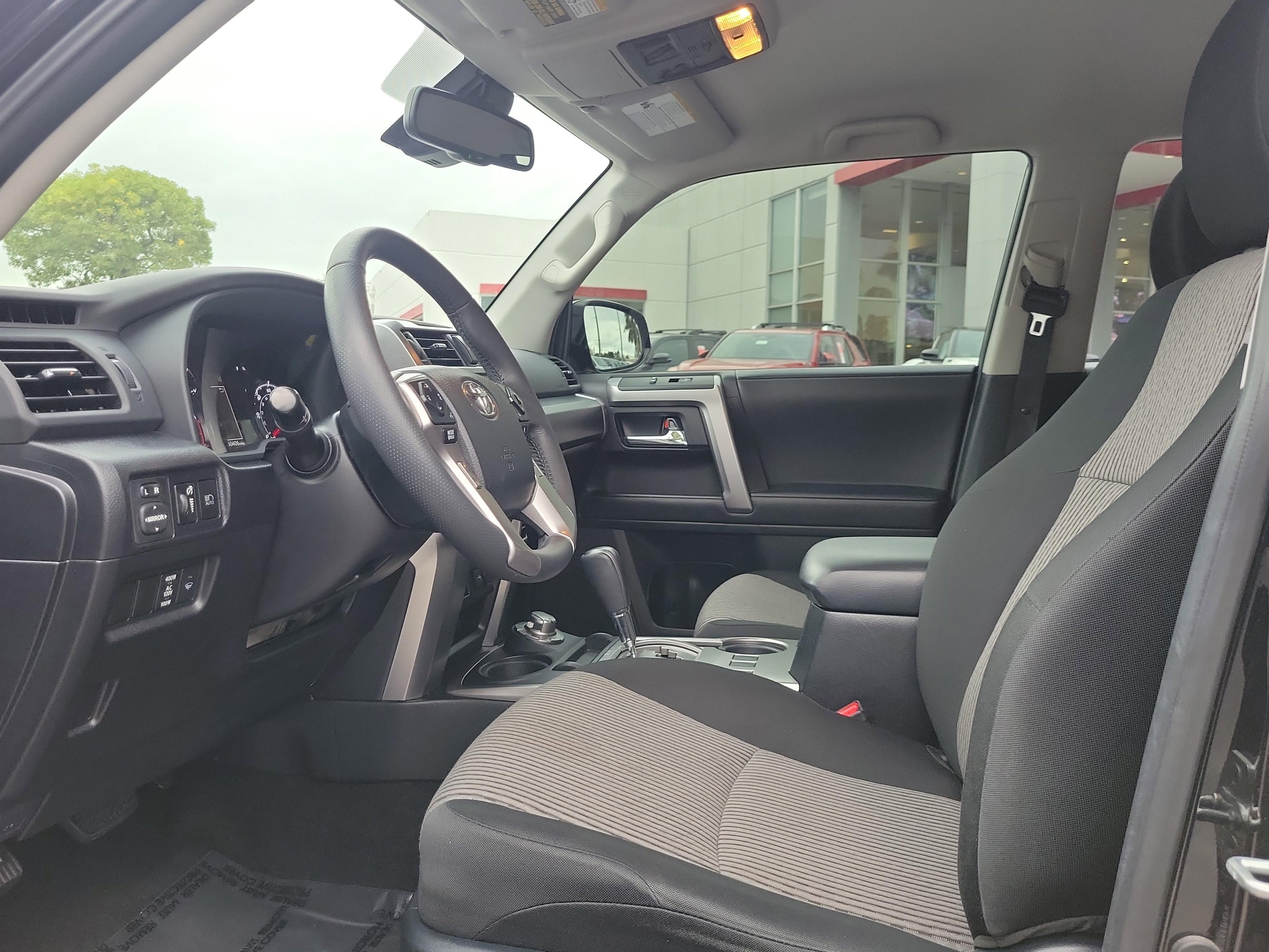 Toyota 4Runner Sr5 4Wd - Thumbnail 13