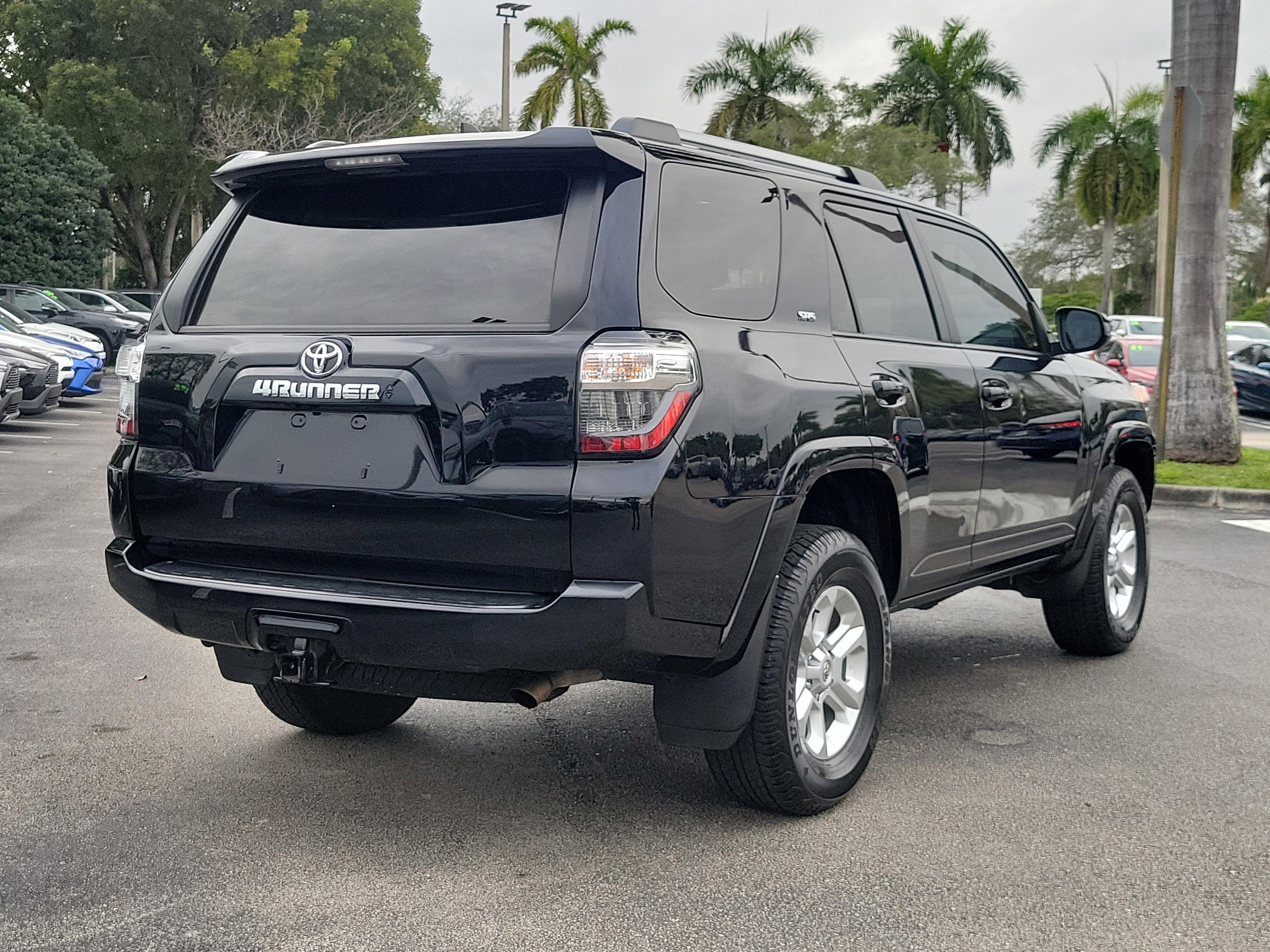 Toyota 4Runner Sr5 4Wd - Thumbnail 6