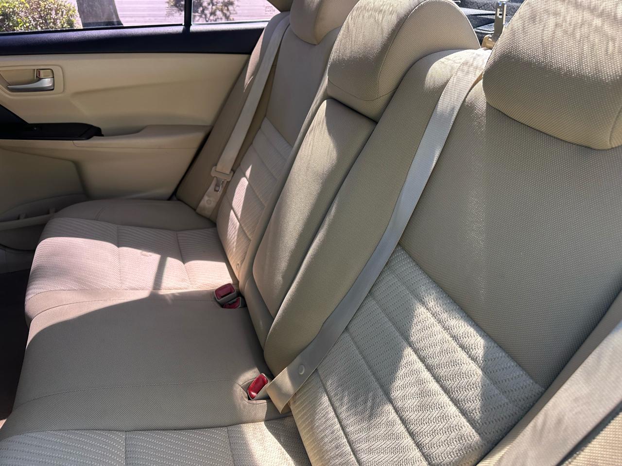 Toyota Camryse - Thumbnail 11