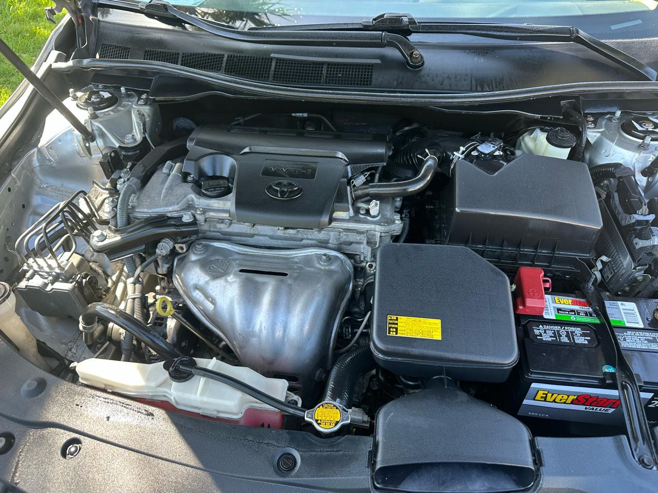 Toyota Camryse - Thumbnail 20