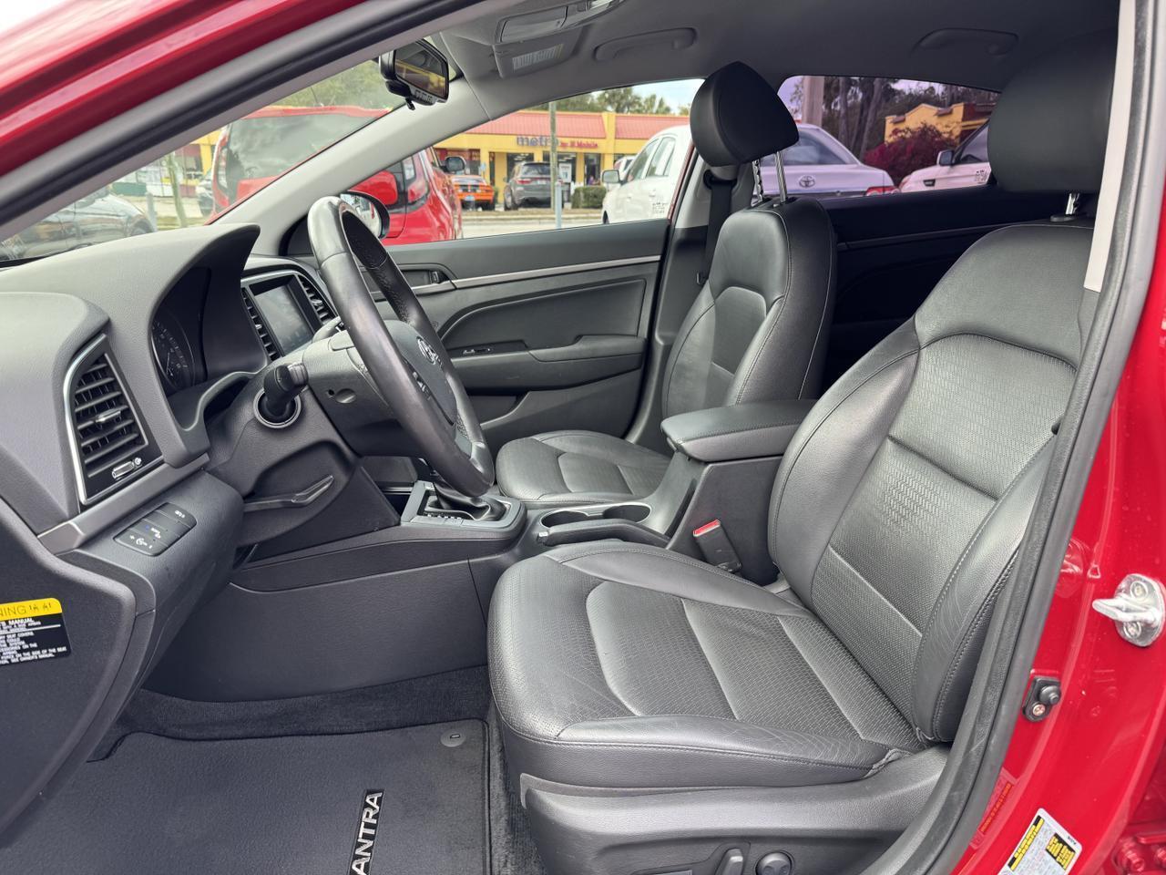 Hyundai Elantra - Thumbnail 12