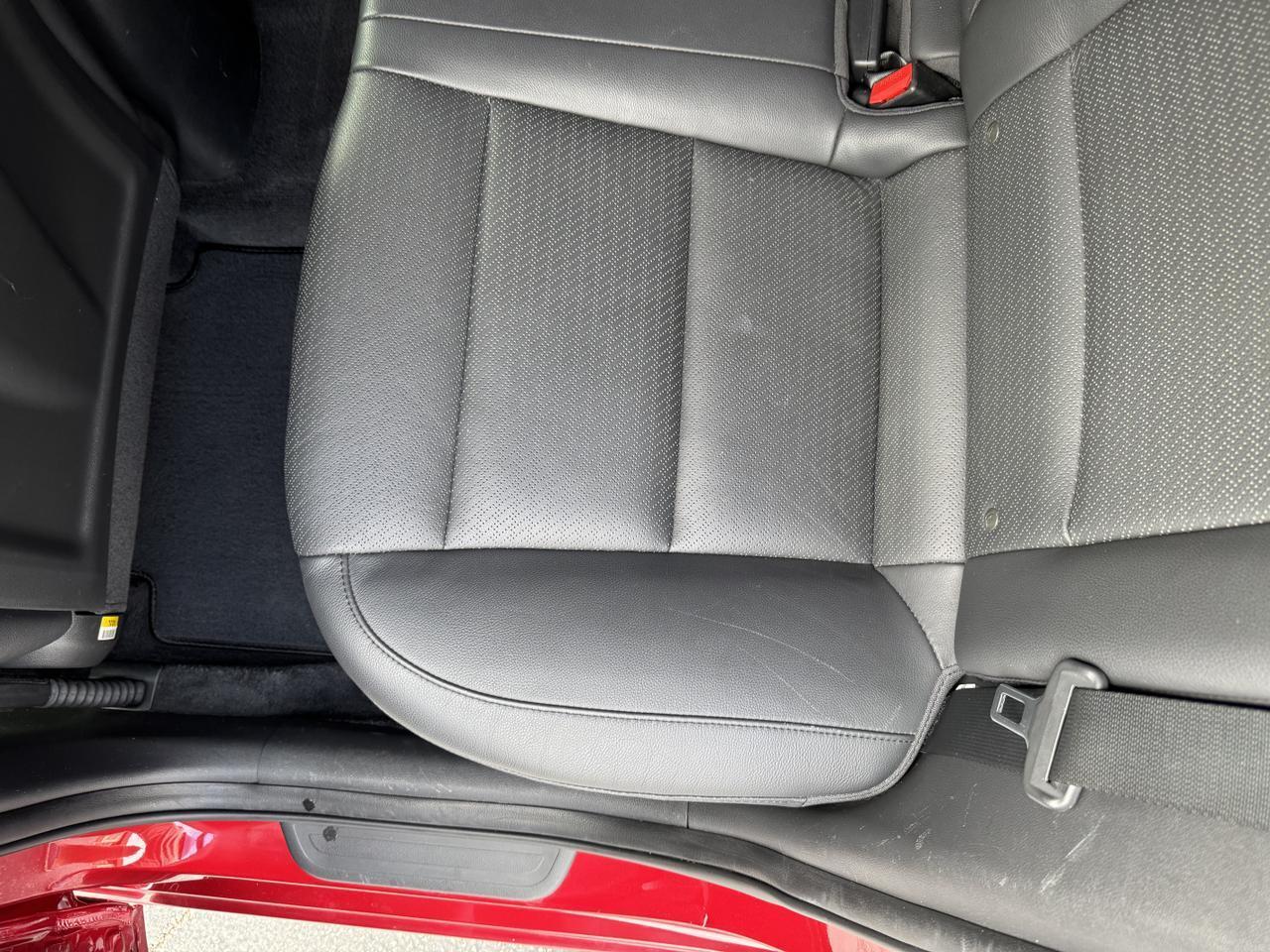 Hyundai Elantra - Thumbnail 20