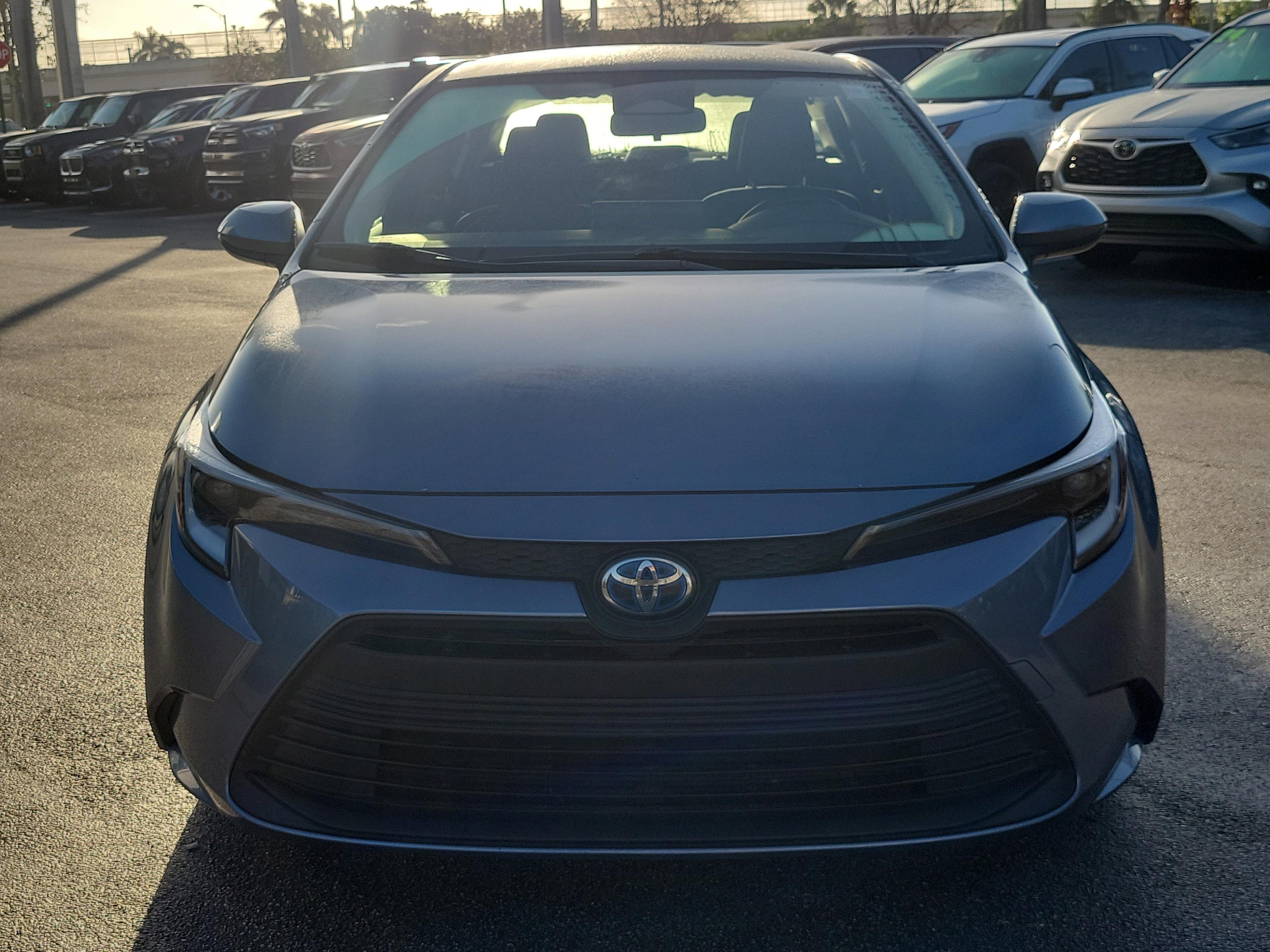 Toyota Corolla Hybrid Le Fwd - Thumbnail 3