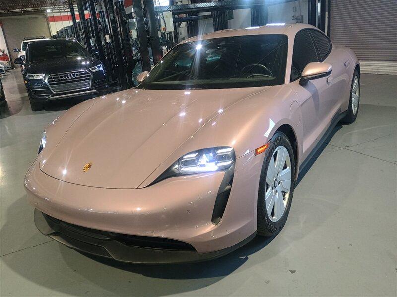 Porsche Taycan - View 1