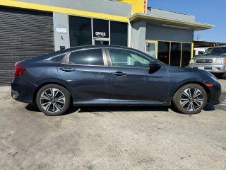 Honda Civic - Thumbnail 2