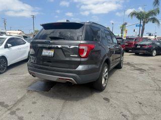 Ford Explorer - Thumbnail 2