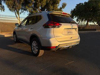Nissan Rogue - Thumbnail 16