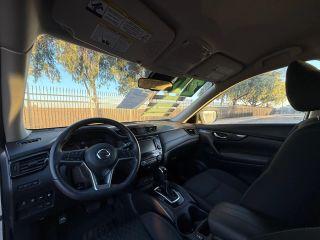 Nissan Rogue - Thumbnail 4