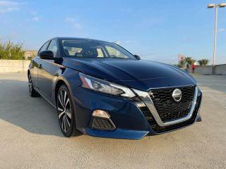 Nissan Altima - Thumbnail 7