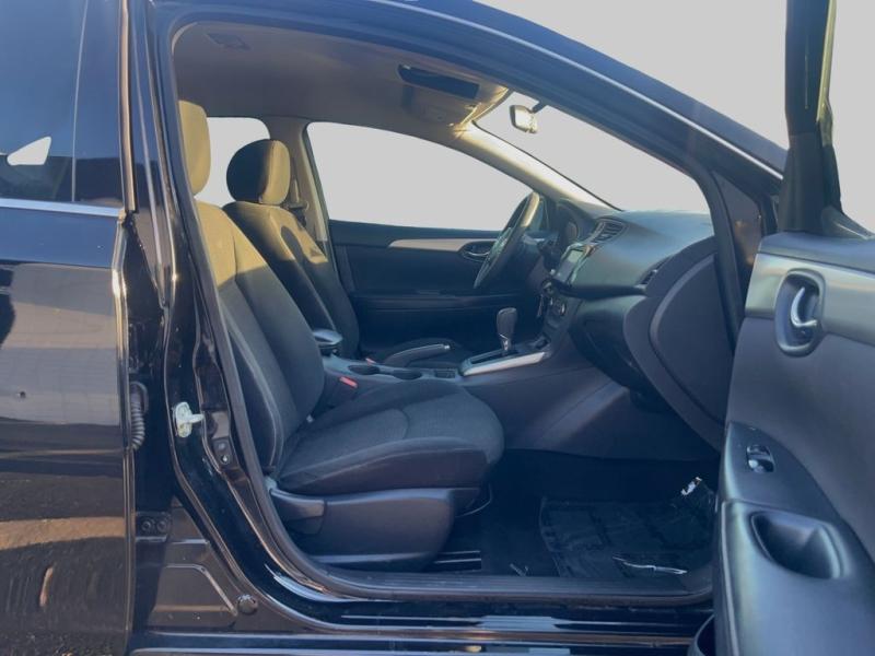 Nissan Sentra S - Thumbnail 14