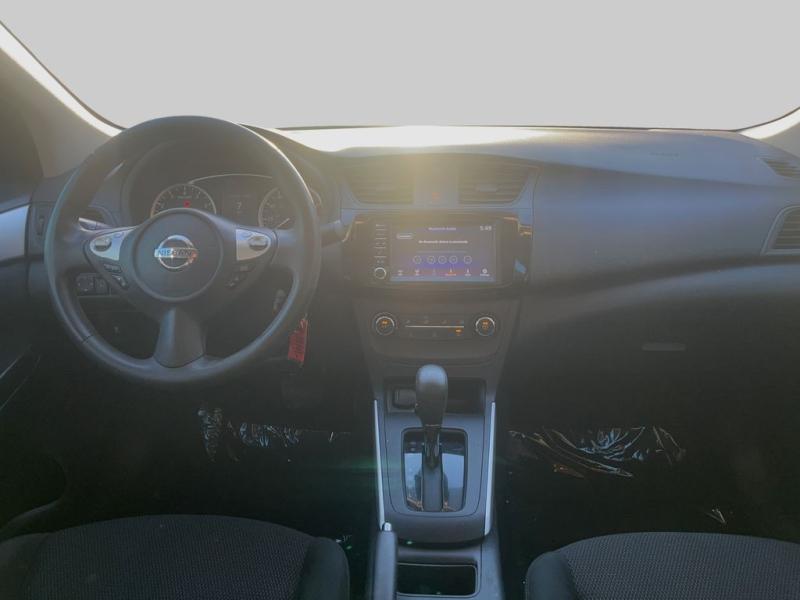 Nissan Sentra S - Thumbnail 16