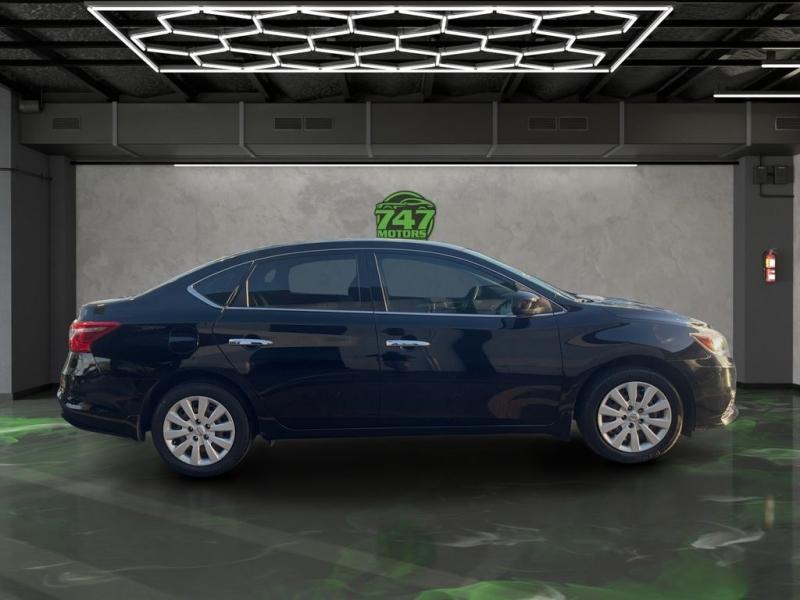 Nissan Sentra S - Thumbnail 7