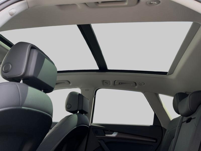 Audi Q5 45 S Line Premium - Thumbnail 19