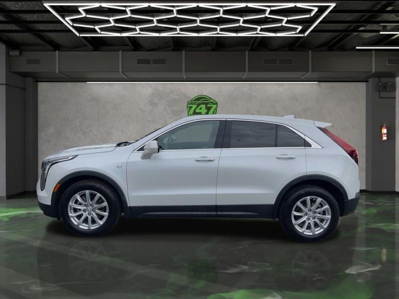 Cadillac Xt4 Luxury - Thumbnail 3