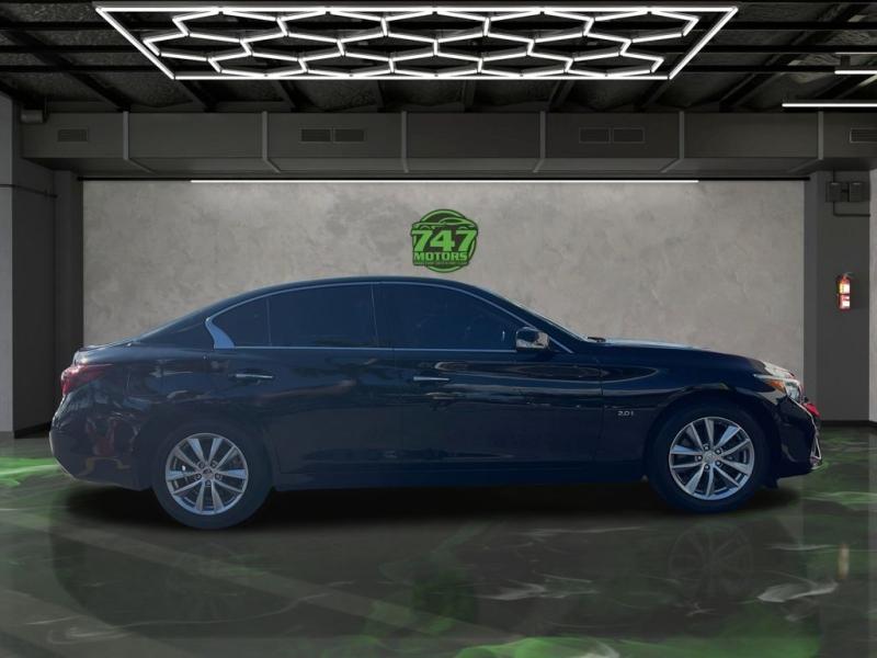 Infiniti Q50 2.0T Pure - Thumbnail 7