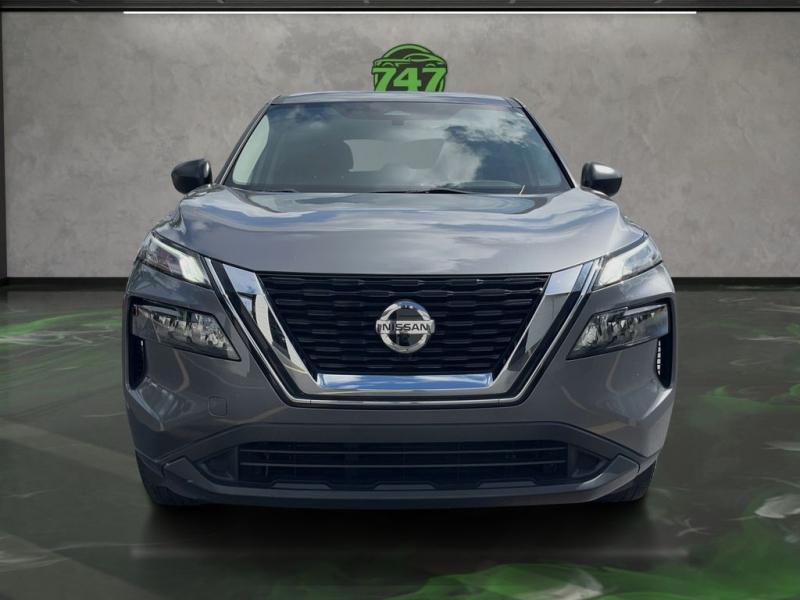 Nissan Rogue S - Thumbnail 9