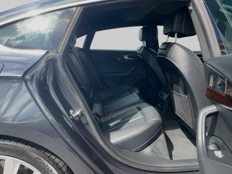 Audi A5 2.0T Premium Plus - Thumbnail 13