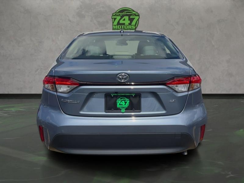 Toyota Corolla Le - Thumbnail 5