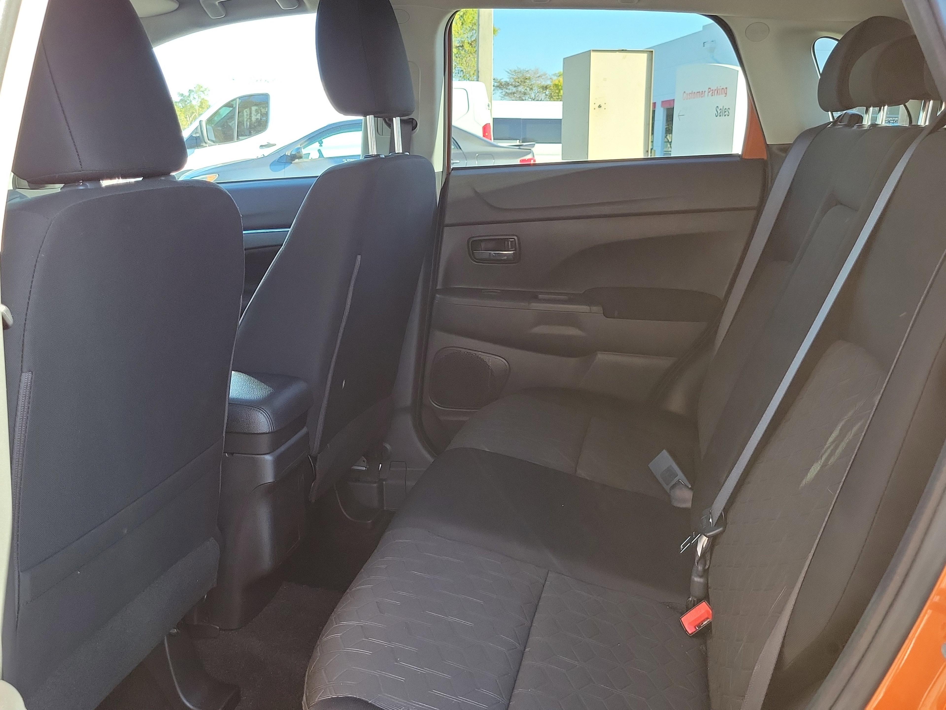 Mitsubishi Outlander Sport Es 4Wd - Thumbnail 11