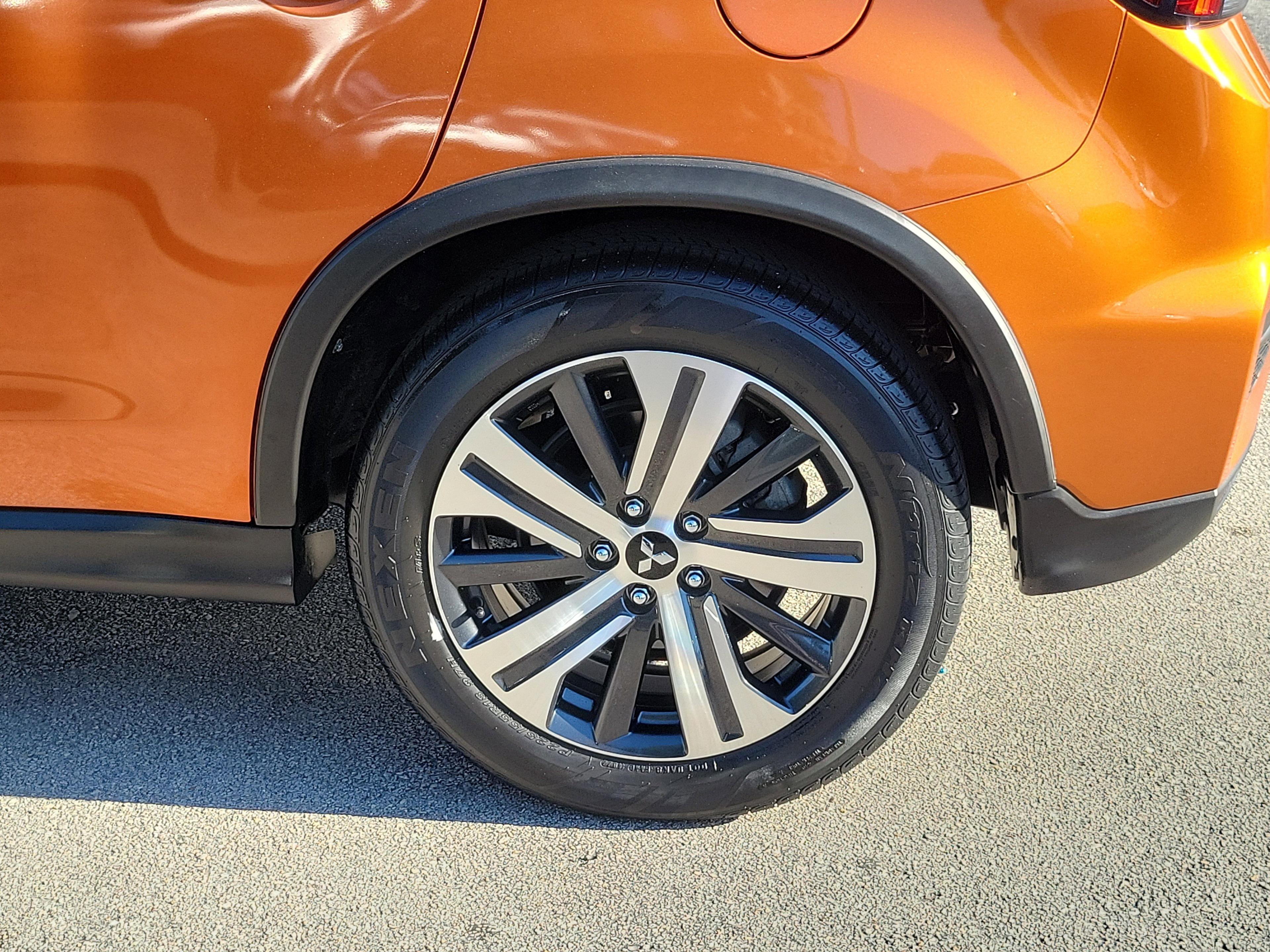 Mitsubishi Outlander Sport Es 4Wd - Thumbnail 8