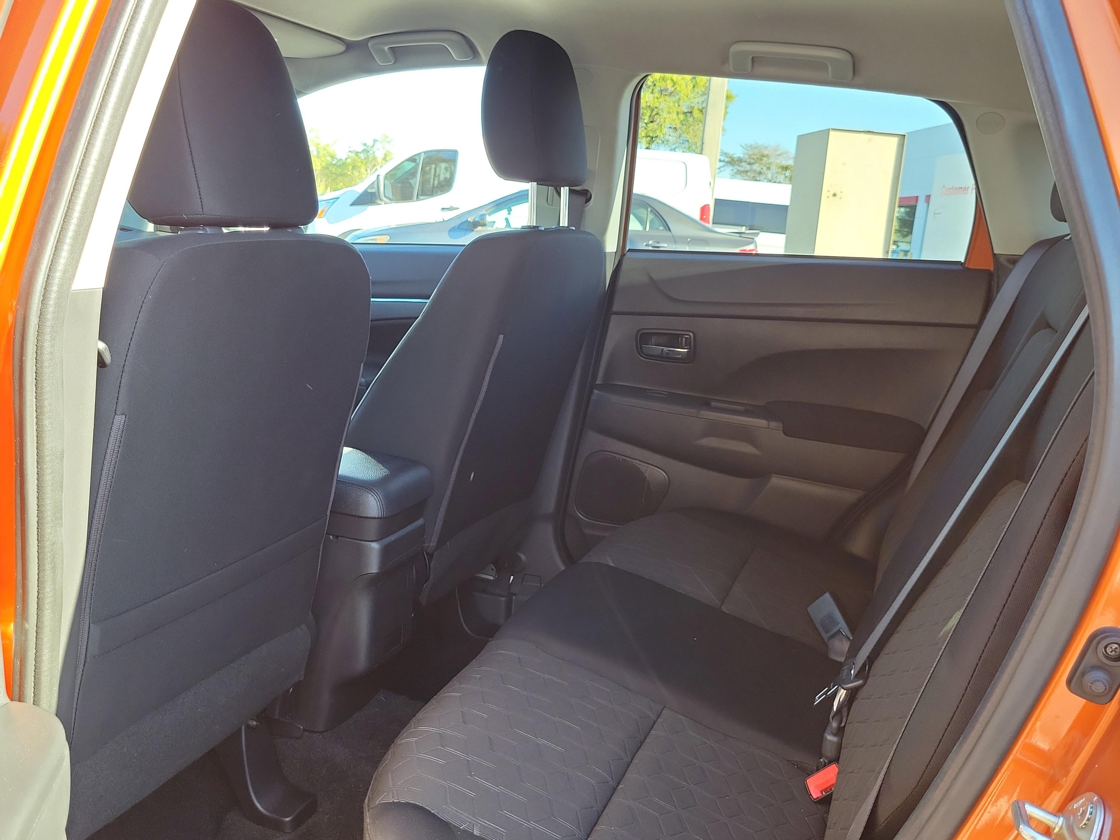 Mitsubishi Outlander Sport Es 4Wd - Thumbnail 10