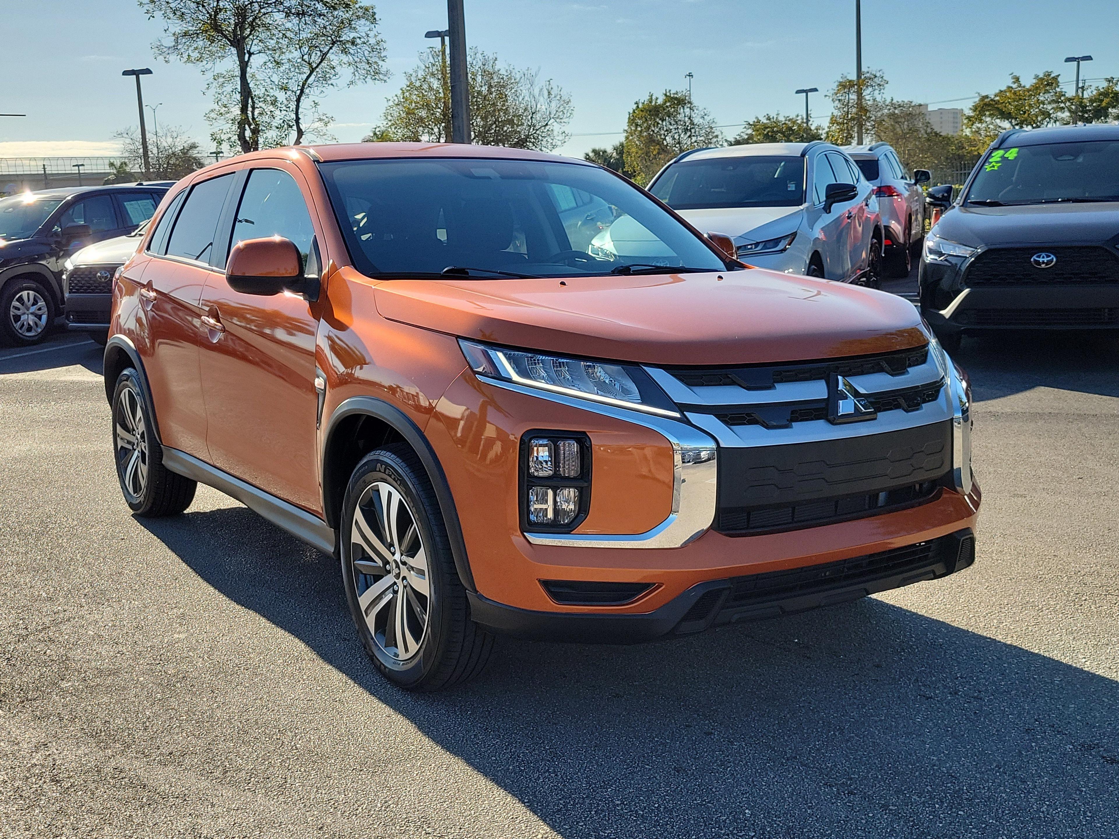 Mitsubishi Outlander Sport Es 4Wd - Thumbnail 4