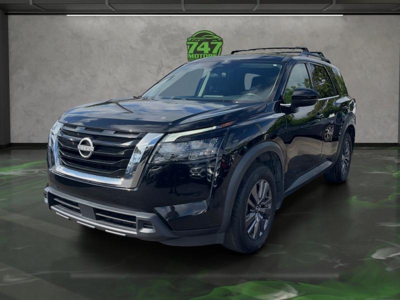 Nissan Pathfinder Sv - Thumbnail 2