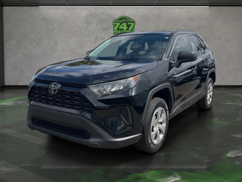 Toyota Rav4 Le - Thumbnail 2