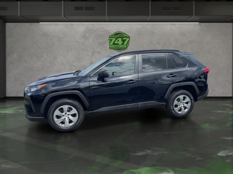 Toyota Rav4 Le - Thumbnail 3