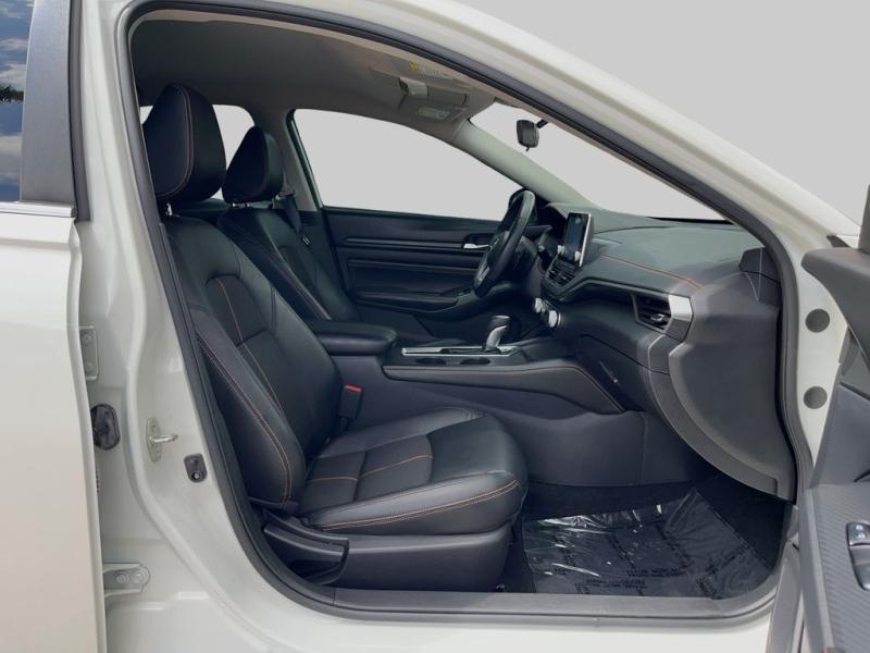 Nissan Altima 2.5 Sr - Thumbnail 14