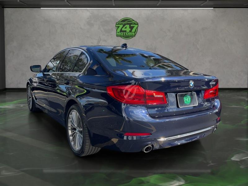 Bmw 5 Series 530I - Thumbnail 4