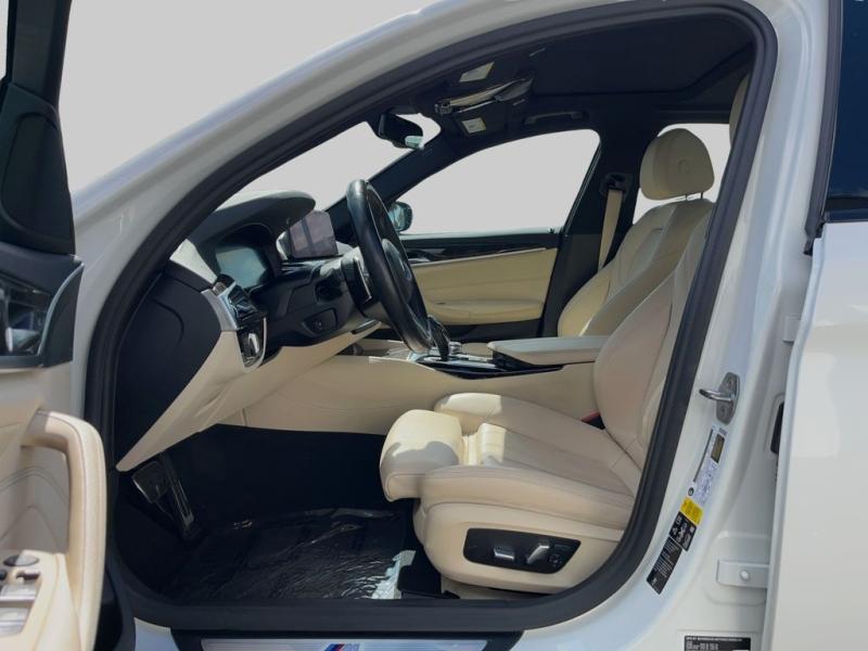 Bmw 5 Series 530I Xdrive - Thumbnail 11