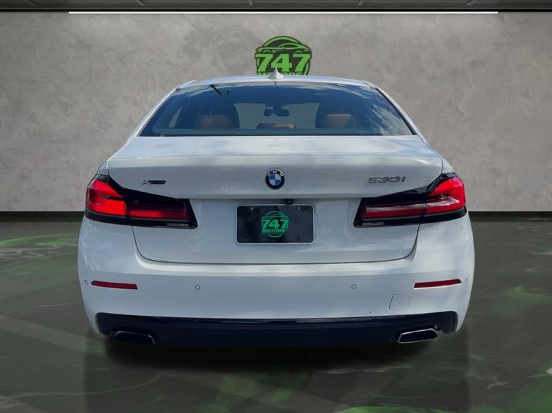 Bmw 5 Series 530I Xdrive - Thumbnail 5