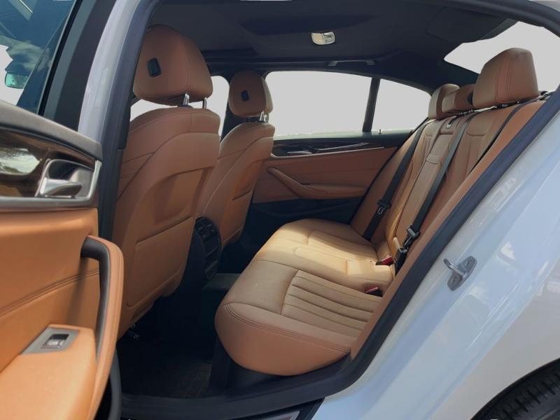 Bmw 5 Series 530I Xdrive - Thumbnail 12