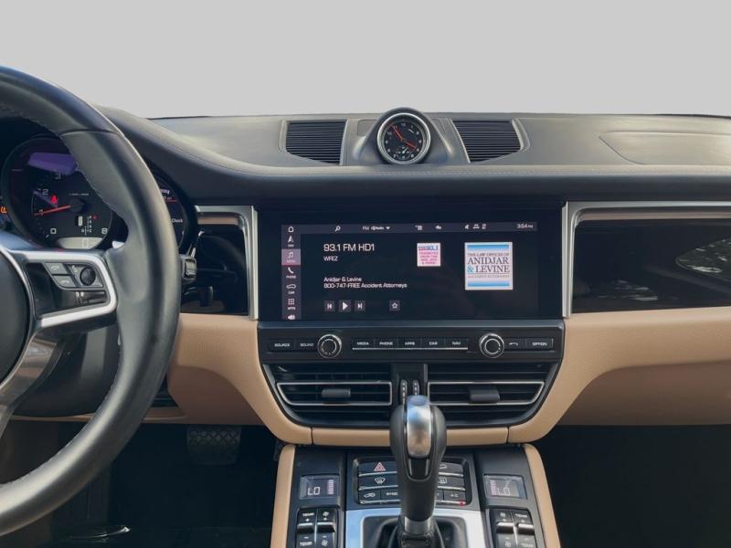 Porsche Macan Base - Thumbnail 16