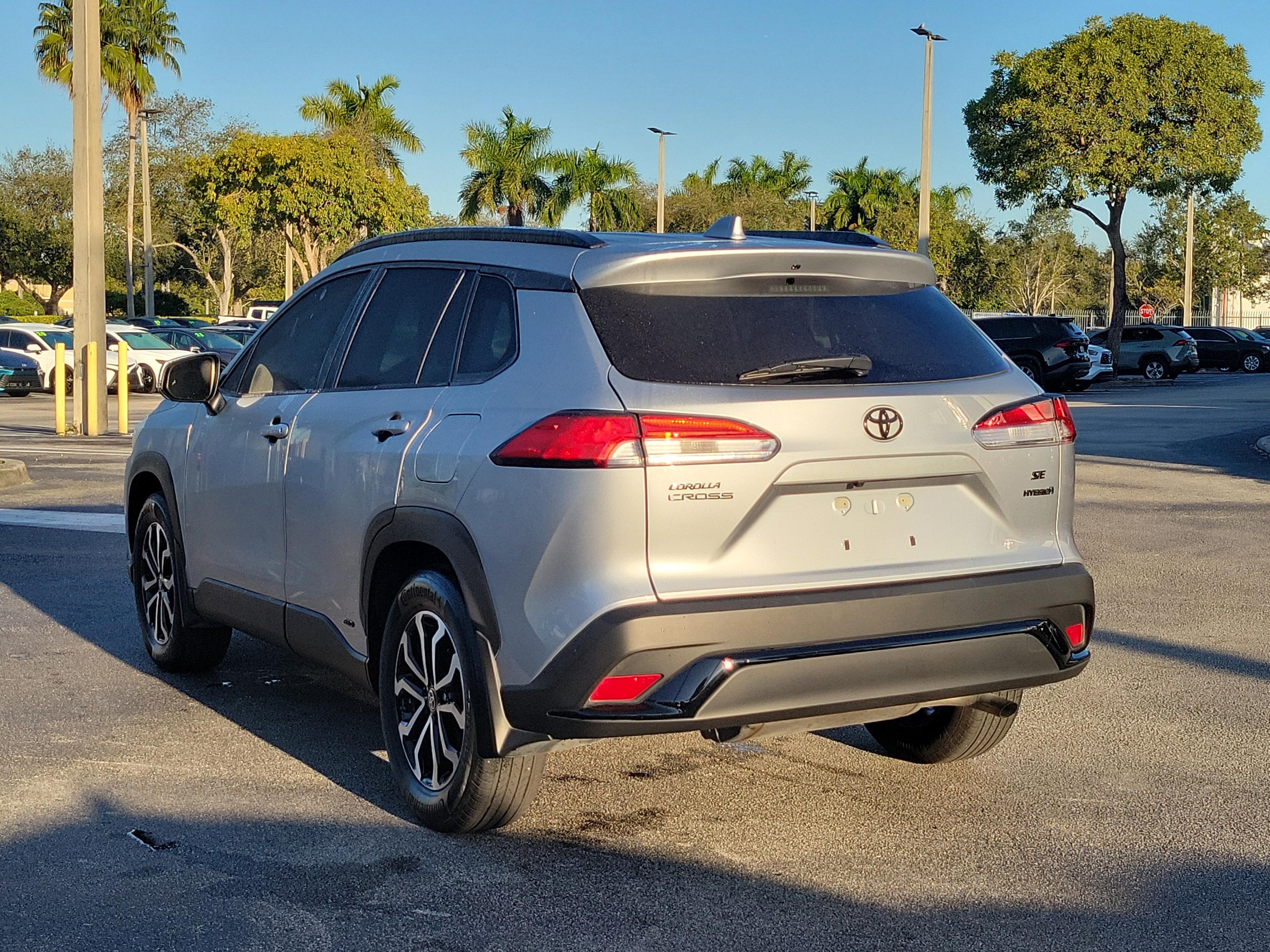 Toyota Corolla Cross Hybrid Se Awd - Thumbnail 7