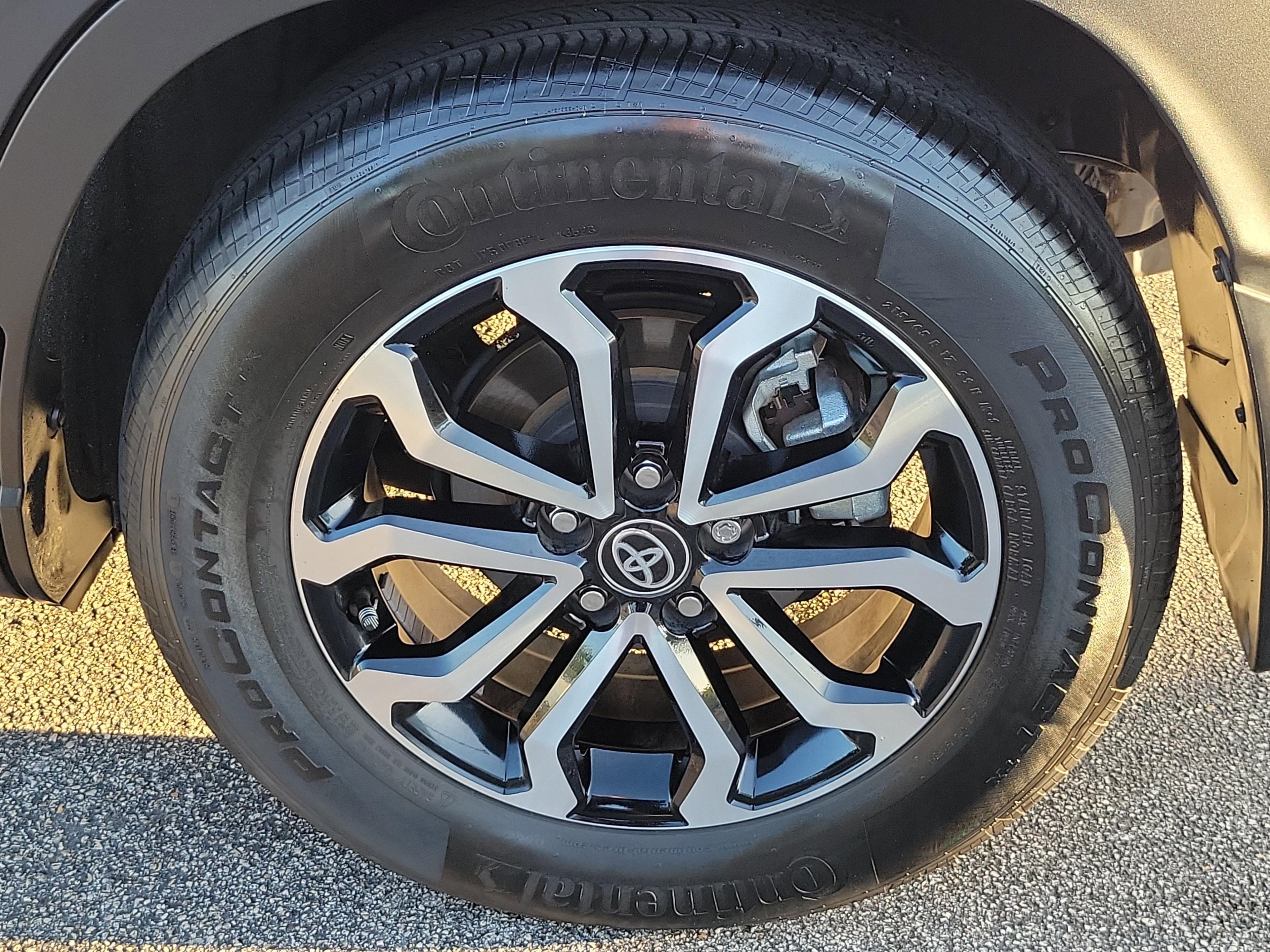 Toyota Corolla Cross Hybrid Se Awd - Thumbnail 8