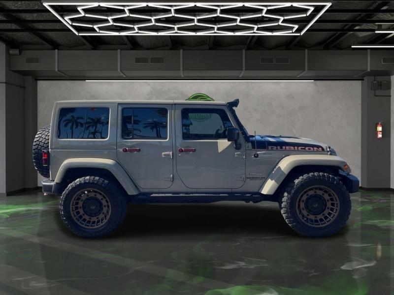 Jeep Wrangler Unlimited Rubicon Recon - Thumbnail 7