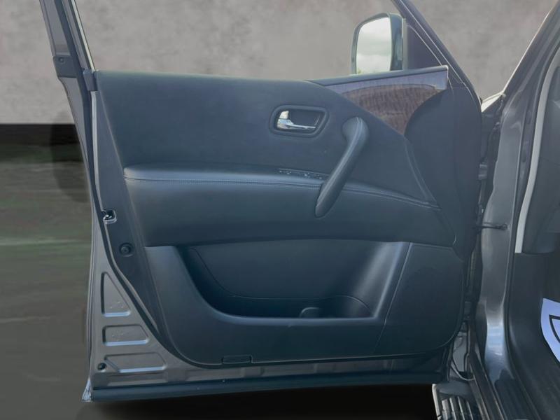 Nissan Armada Sv - Thumbnail 10