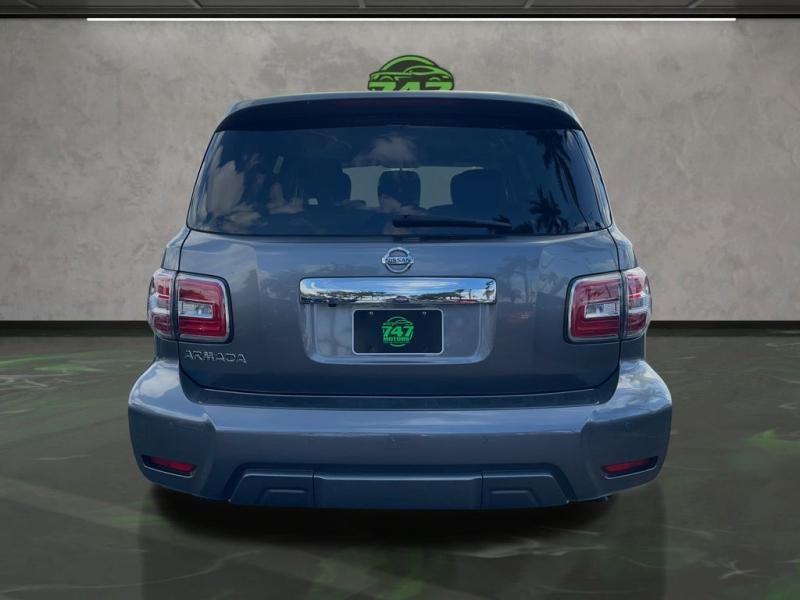 Nissan Armada Sv - Thumbnail 5