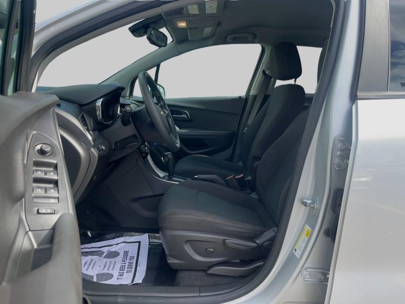 Chevrolet Trax Ls - Thumbnail 11