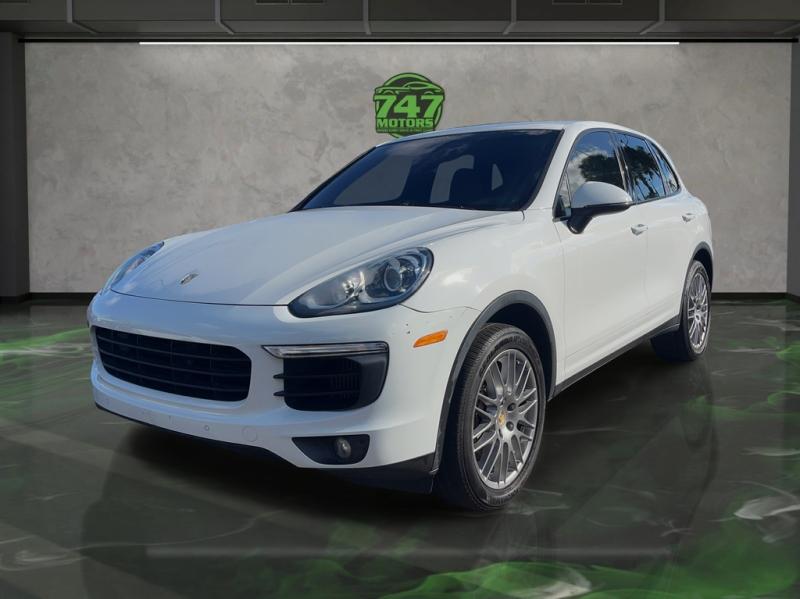 Porsche Cayenne S - Thumbnail 2