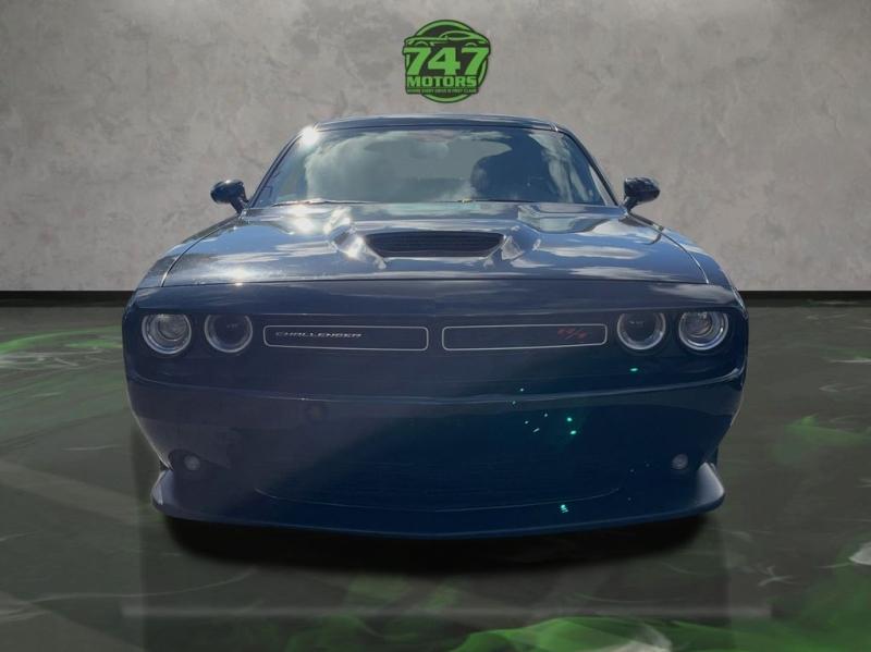 Dodge Challenger R/T - Thumbnail 9